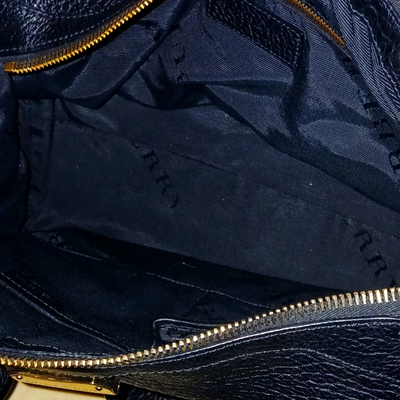 BURBERRY NWOT Auth Large Handbag Bag Satchel Lock & Key Black Pebbled Leather - Picture 6 of 9